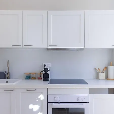 Leandre Sardou By Halldis Cannes