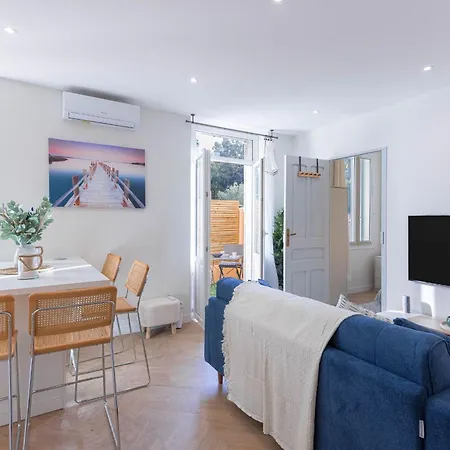 Leandre Sardou By Halldis Apartment