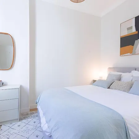 Leandre Sardou By Halldis * Cannes