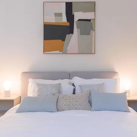 Leandre Sardou By Halldis Cannes