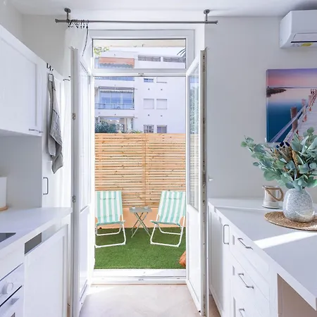 Lägenhet Leandre Sardou By Halldis *